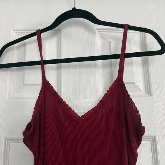 🌞 3 for $10 Tilly’s ribbed tank top - Picture 2 of 4